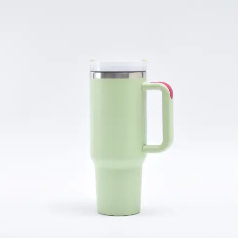 Gourde Stanley Quencher H2.0 FlowState